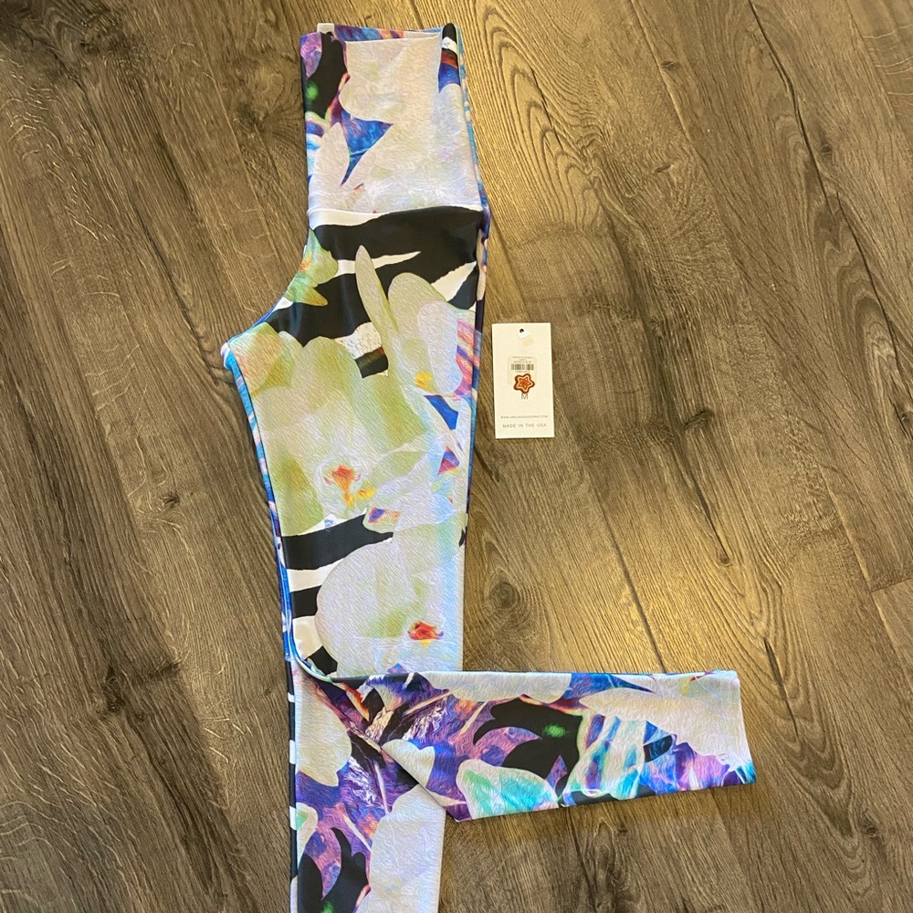 EMILY HSU DESIGNS ❕❕ White Orchid Legging 💐